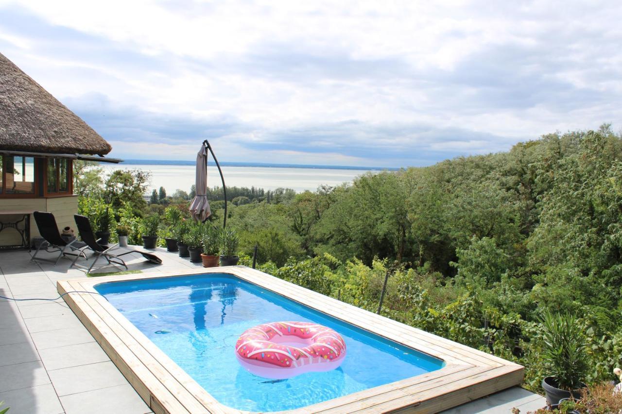 Panorama Apartmanhaz Badacsonytomaj Bagian luar foto